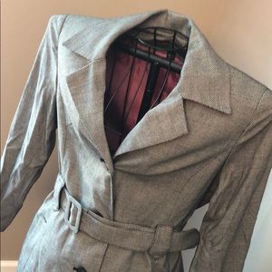 Trench coat with belt